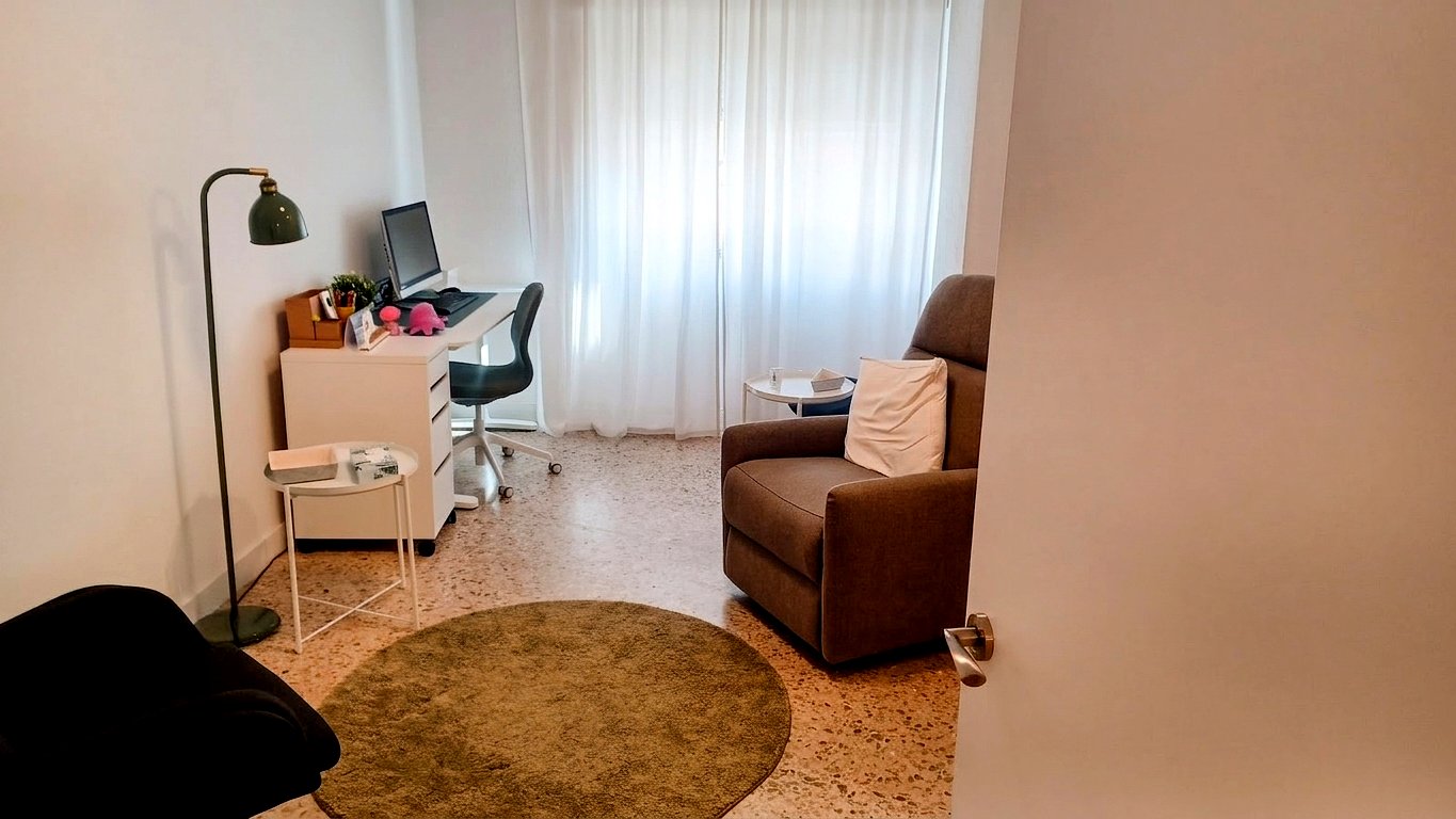 Despacho B en alquiler en Almería: vista panorámica del despacho profesional